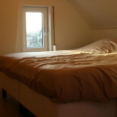 Villa Schwone Diekhuusje - Vakantiewoning Aan De Noordzeekust à Schoondijke Extérieur photo