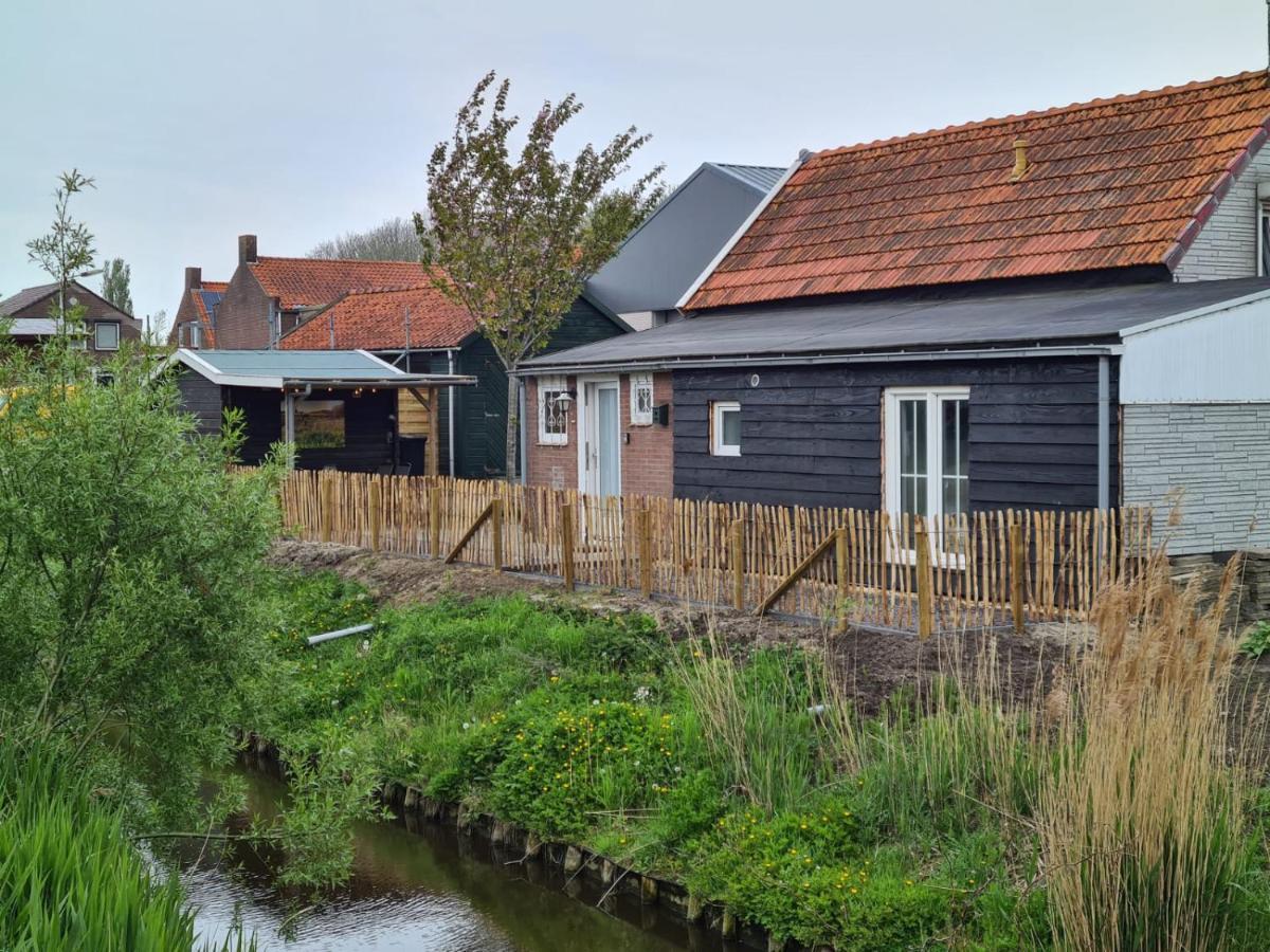 Villa Schwone Diekhuusje - Vakantiewoning Aan De Noordzeekust à Schoondijke Extérieur photo