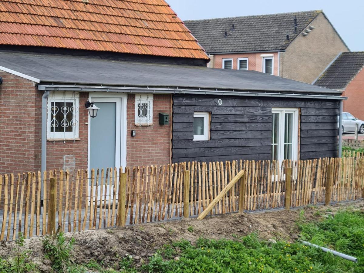 Villa Schwone Diekhuusje - Vakantiewoning Aan De Noordzeekust à Schoondijke Extérieur photo